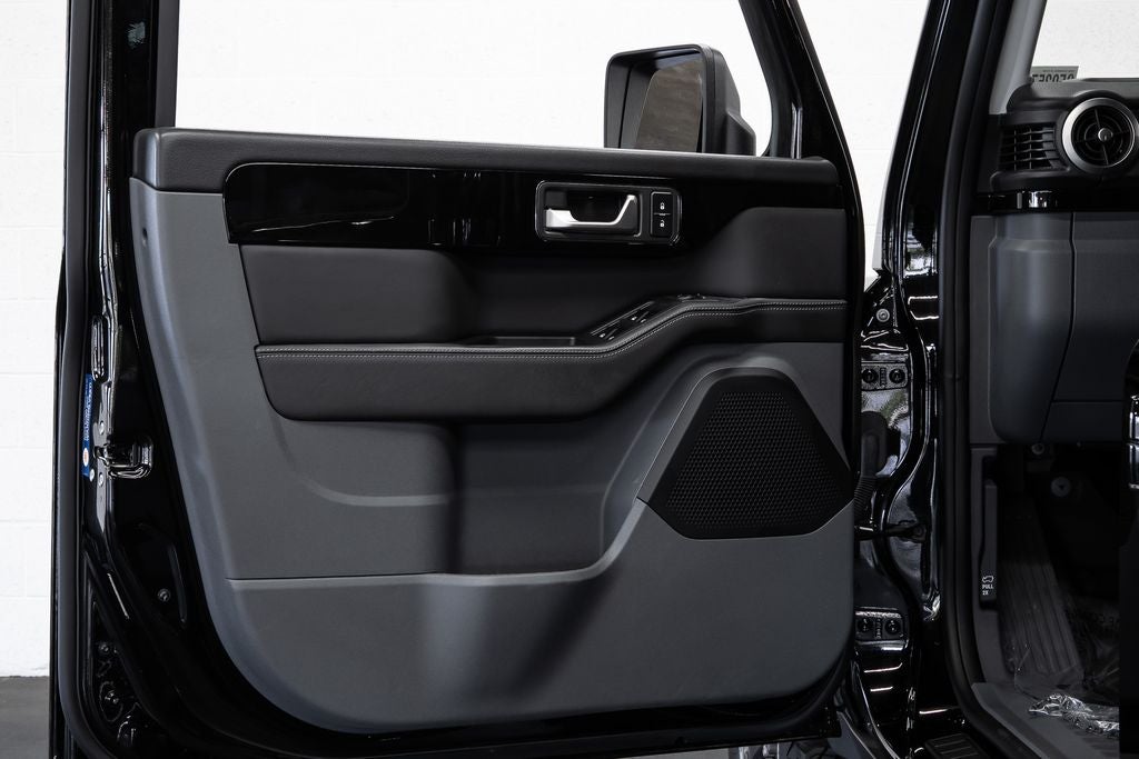 2025 INEOS Grenadier Station Wagon Fieldmaster Edition