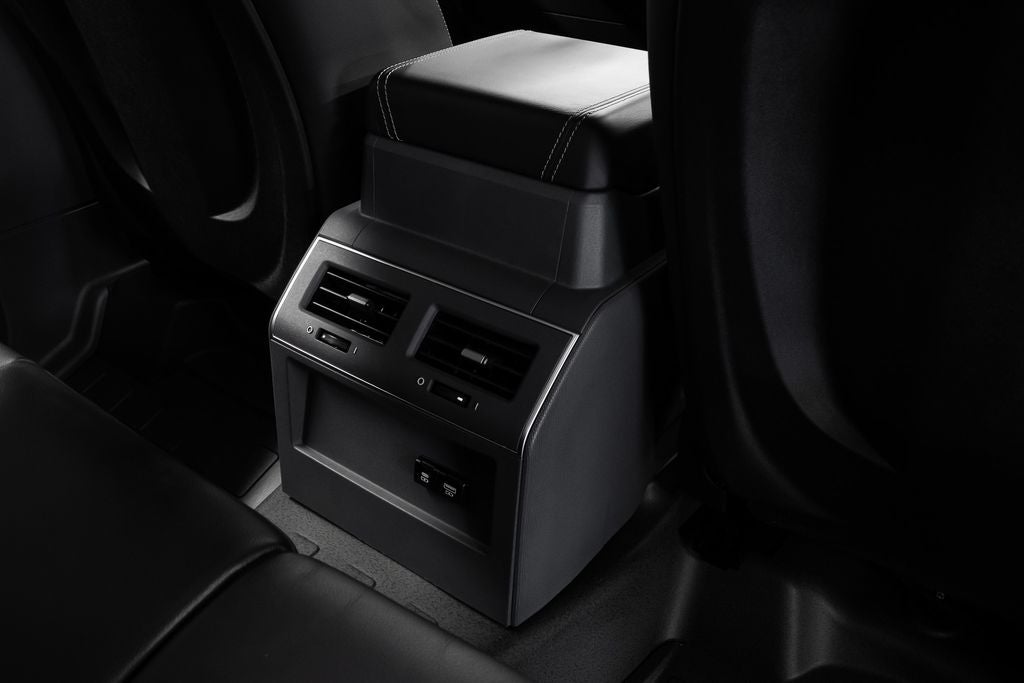 2025 INEOS Grenadier Station Wagon Fieldmaster Edition