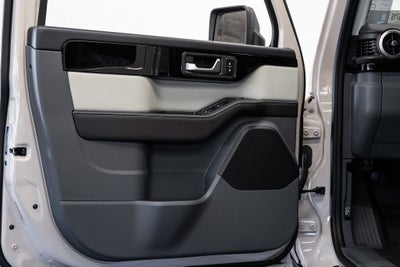 2025 INEOS Grenadier Fieldmaster Edition