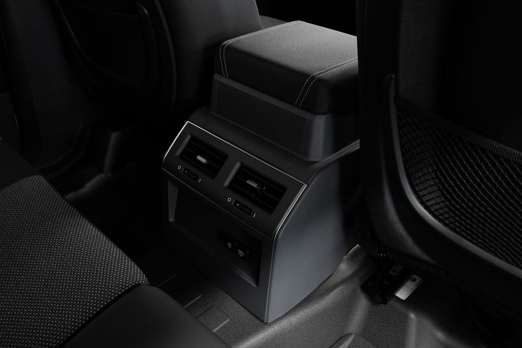 2026 INEOS Grenadier Base