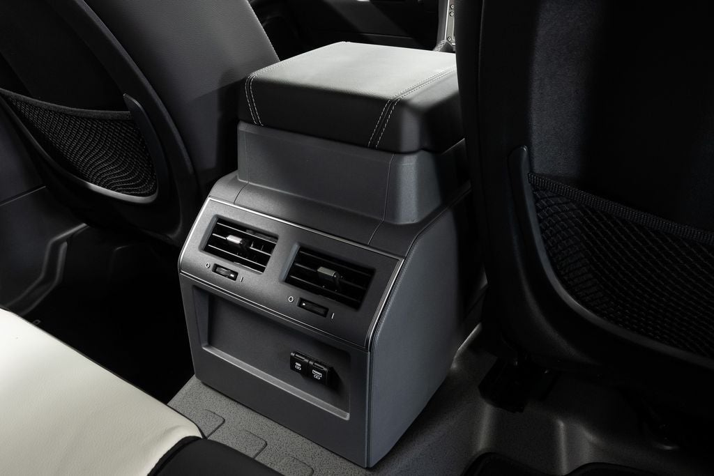 2026 INEOS Grenadier Station Wagon Fieldmaster Edition