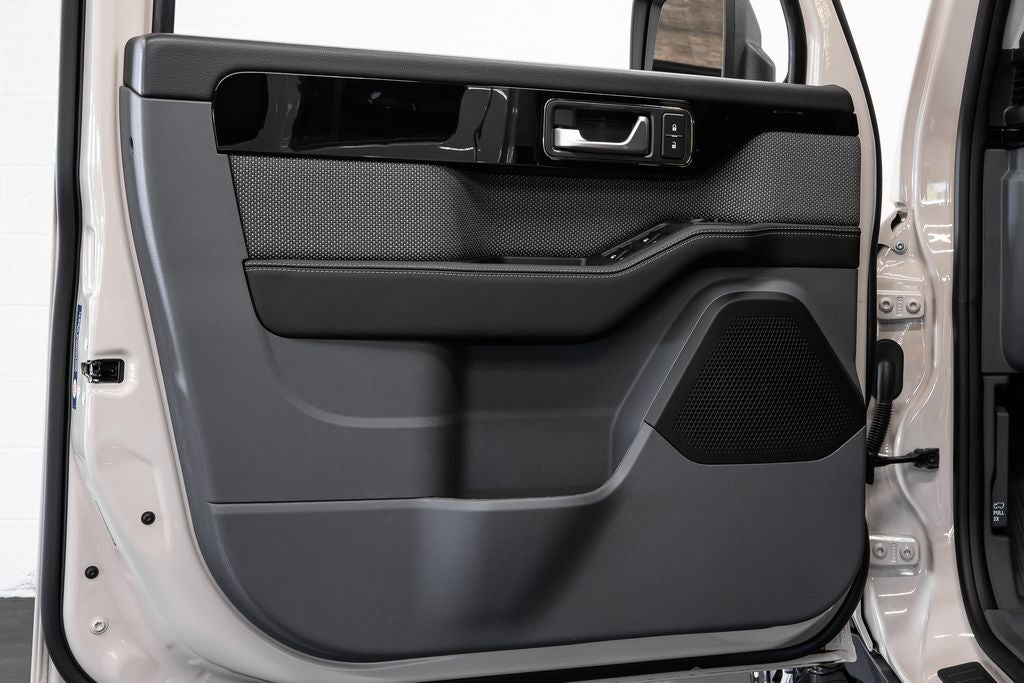 2026 INEOS Grenadier Base