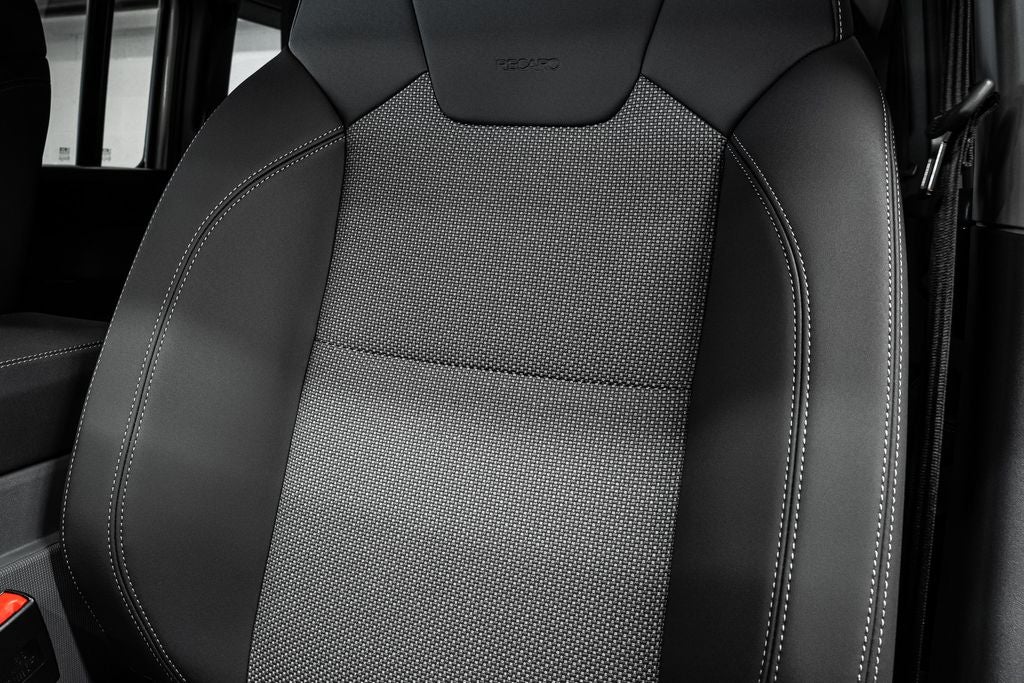 2026 INEOS Grenadier Station Wagon Base