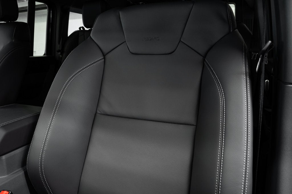 2026 INEOS Grenadier Station Wagon Black Edition
