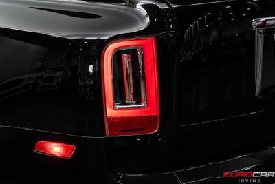 2023 Rolls-Royce Cullinan *SHOOTING STAR HEADLINER * REAR THEATER*