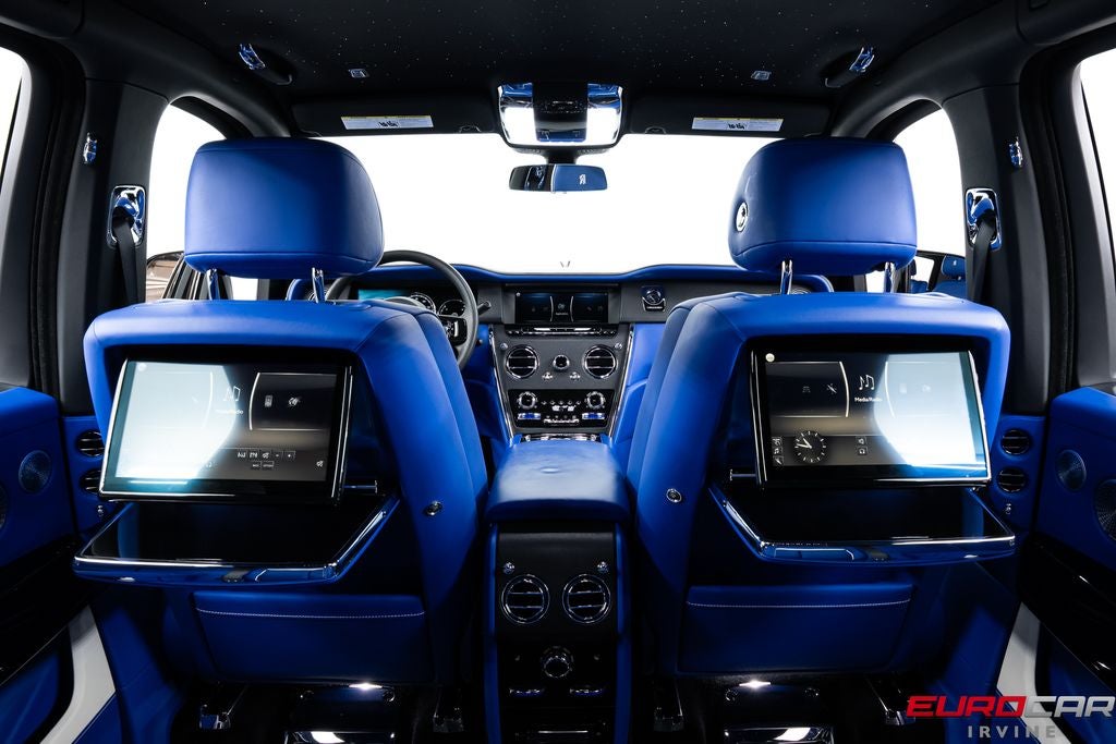 2023 Rolls-Royce Cullinan *SHOOTING STAR HEADLINER * REAR THEATER*