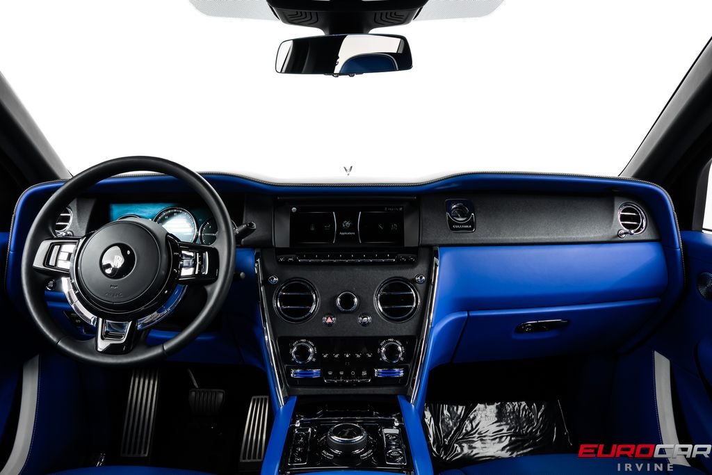 2023 Rolls-Royce Cullinan *SHOOTING STAR HEADLINER * REAR THEATER*