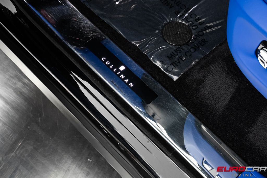 2023 Rolls-Royce Cullinan *SHOOTING STAR HEADLINER * REAR THEATER*