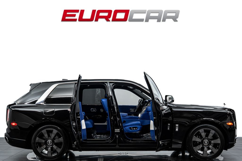 2023 Rolls-Royce Cullinan *SHOOTING STAR HEADLINER * REAR THEATER*
