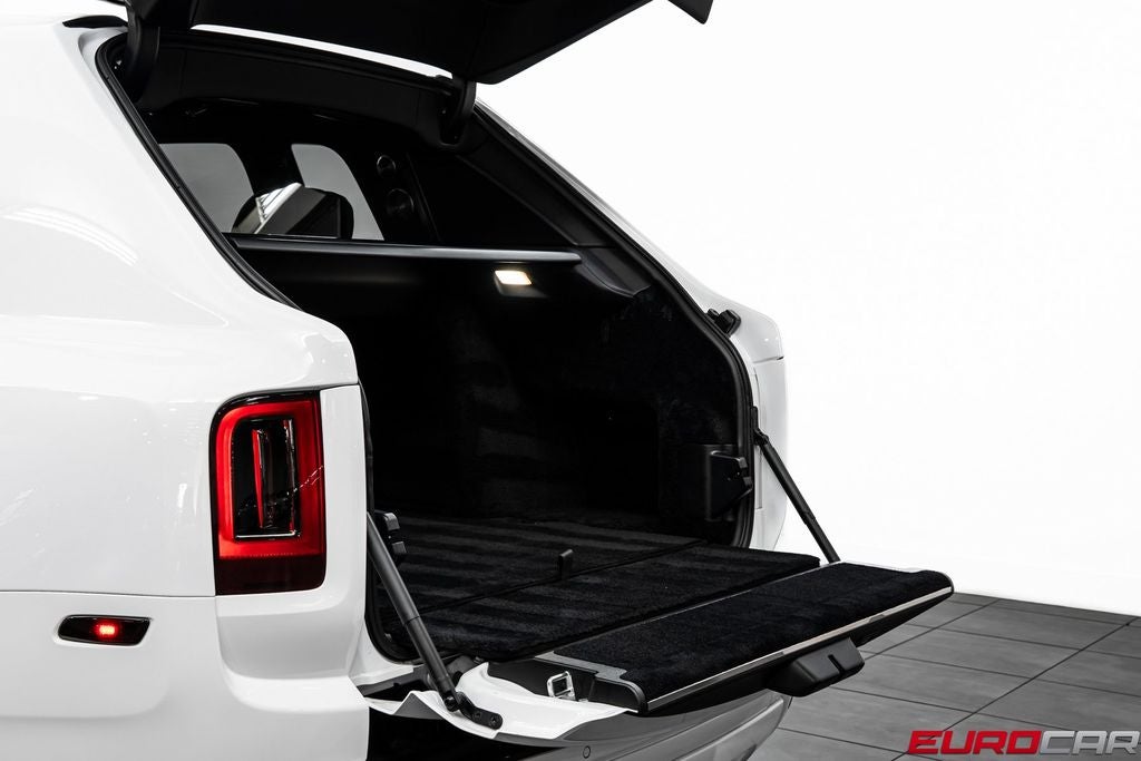 2020 Rolls-Royce Cullinan Base