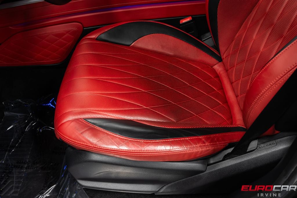2021 Mercedes-Benz G-Class G 63 AMG® *NIGHT PACK MAGNO * INTERIOR PACK PLUS*