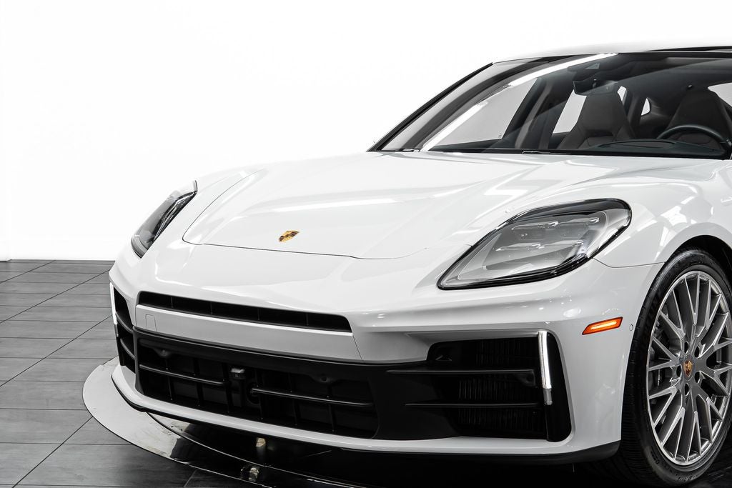 2024 Porsche Panamera Premium Base