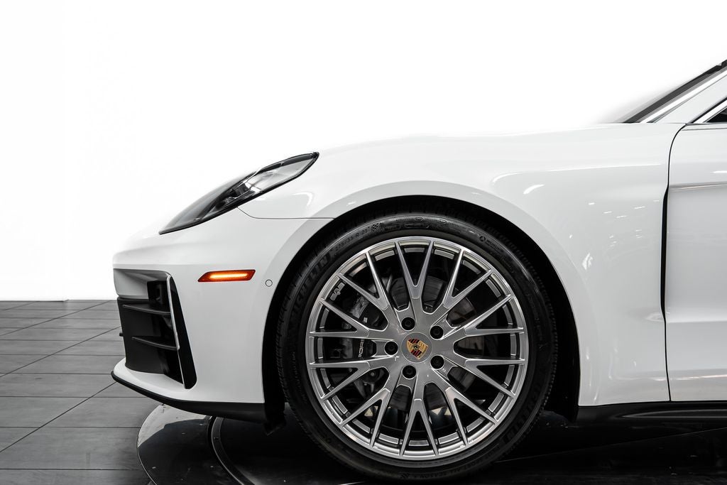 2024 Porsche Panamera Premium Base