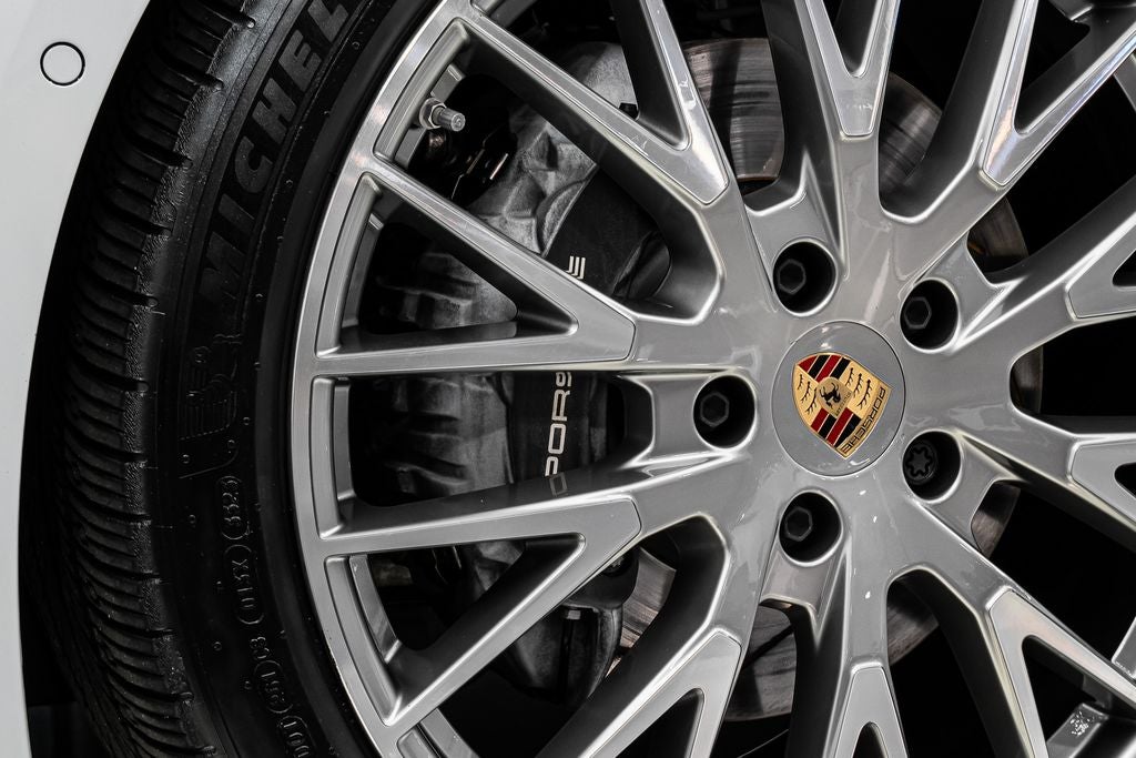 2024 Porsche Panamera Premium Base