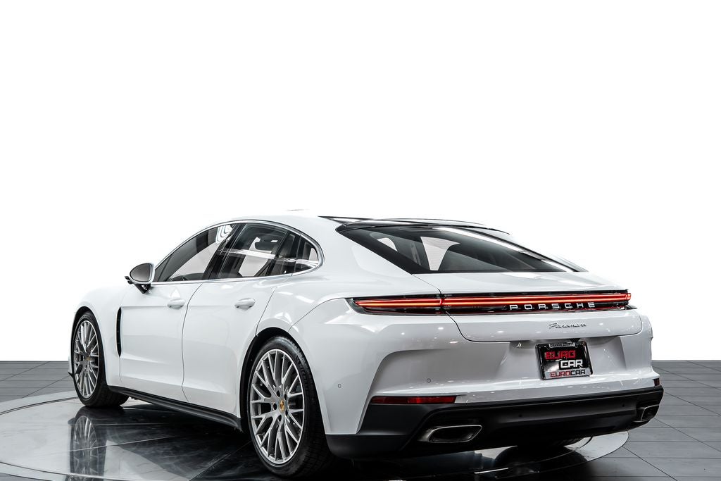 2024 Porsche Panamera Premium Base