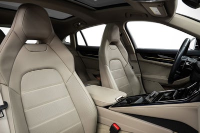 2024 Porsche Panamera Premium Base