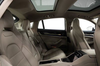 2024 Porsche Panamera Premium Base