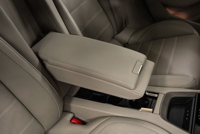 2024 Porsche Panamera Premium Base