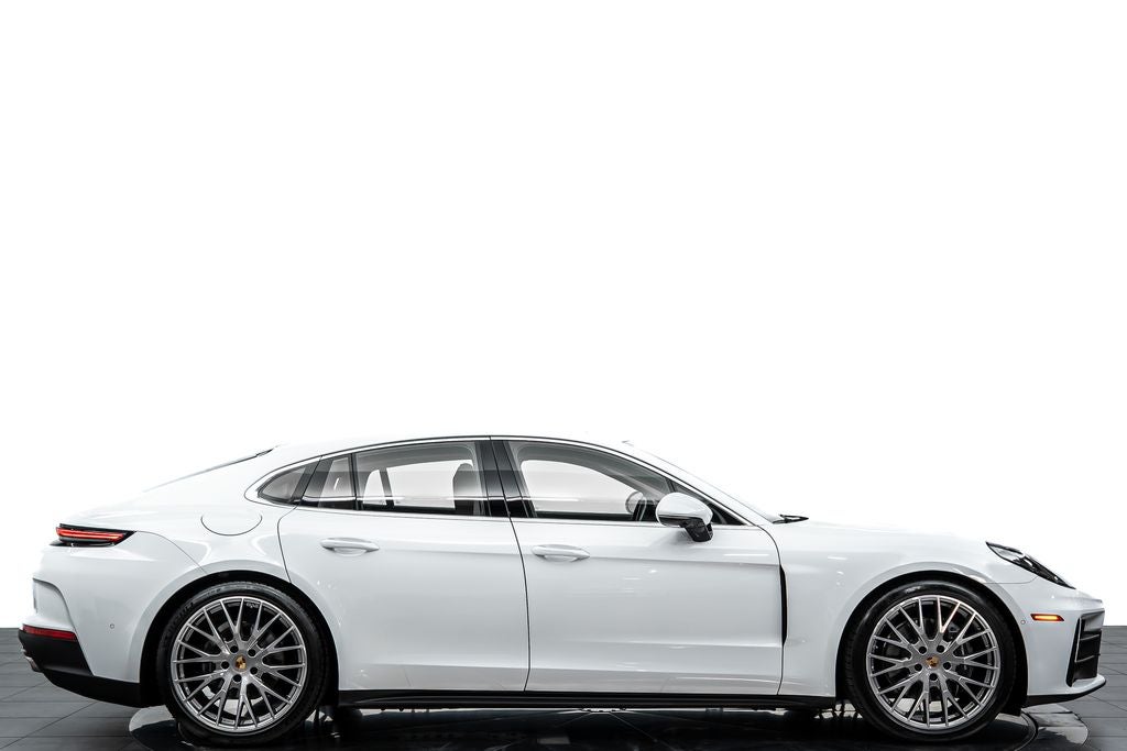 2024 Porsche Panamera Premium Base