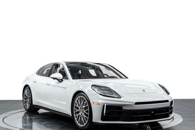 2024 Porsche Panamera Premium Base
