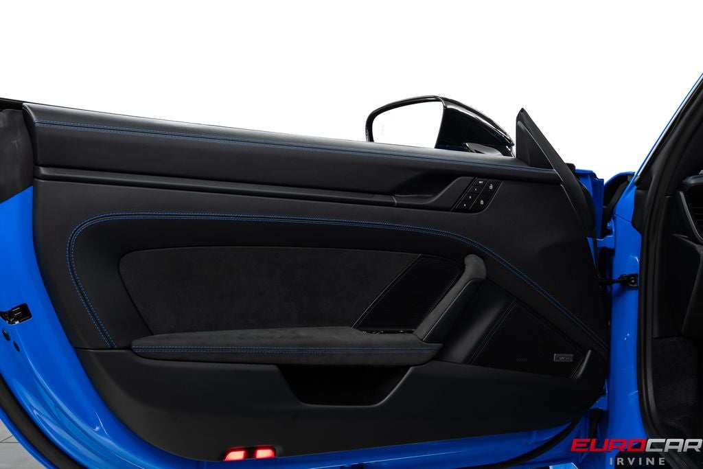 2022 Porsche 911 Carrera GTS *PREMIUM PACK * ADAPTIVE SPORT SEATS*