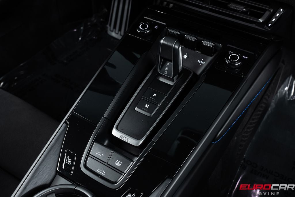 2022 Porsche 911 Carrera GTS *PREMIUM PACK * ADAPTIVE SPORT SEATS*