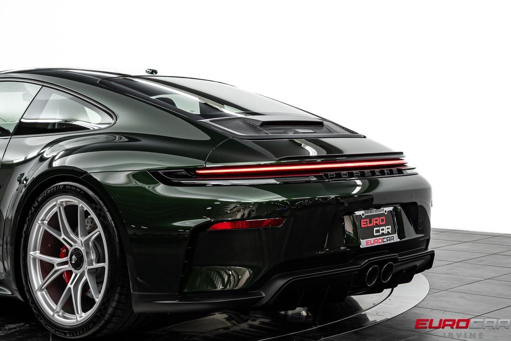 2025 Porsche 911 GT3 Touring *6-SPEED MANUAL * SPORT SEATS PLUS*