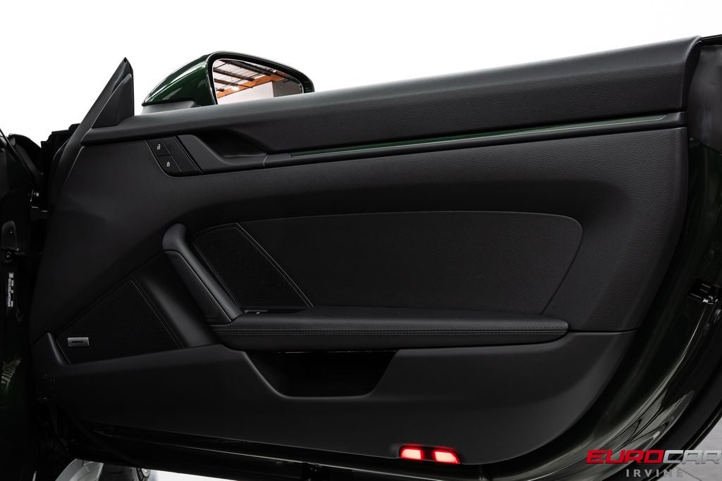 2025 Porsche 911 GT3 Touring *6-SPEED MANUAL * SPORT SEATS PLUS*