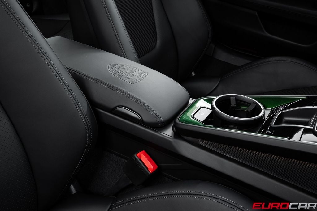 2025 Porsche 911 GT3 Touring *6-SPEED MANUAL * SPORT SEATS PLUS*