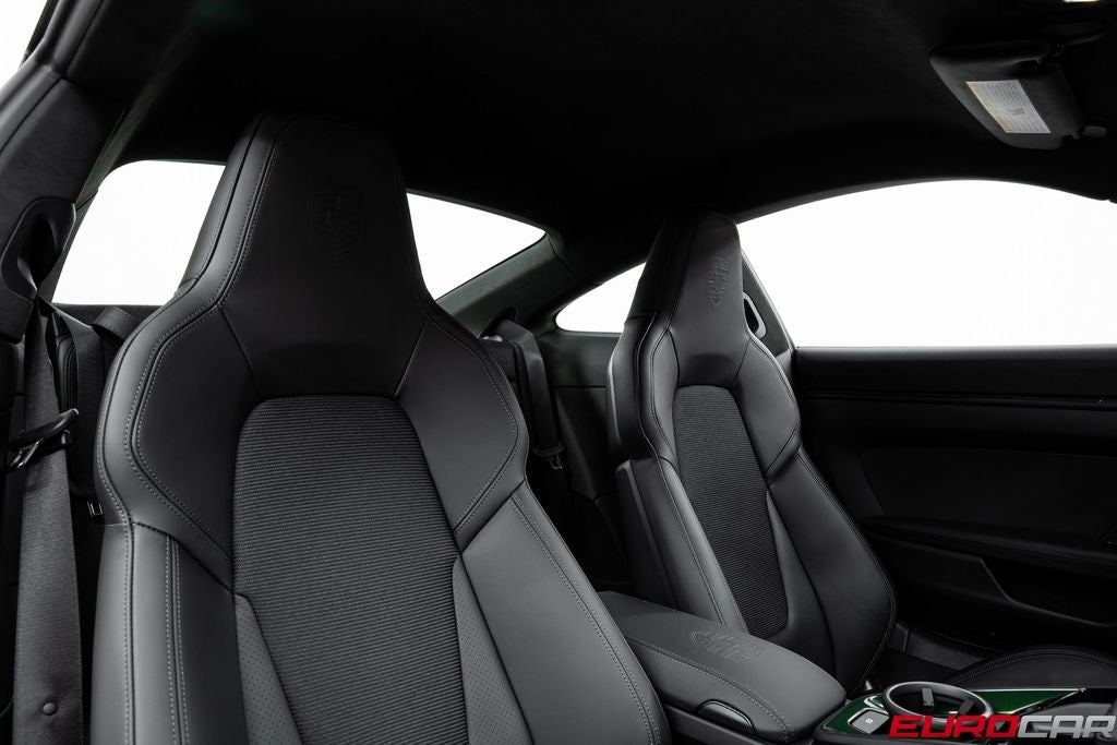 2025 Porsche 911 GT3 Touring *6-SPEED MANUAL * SPORT SEATS PLUS*