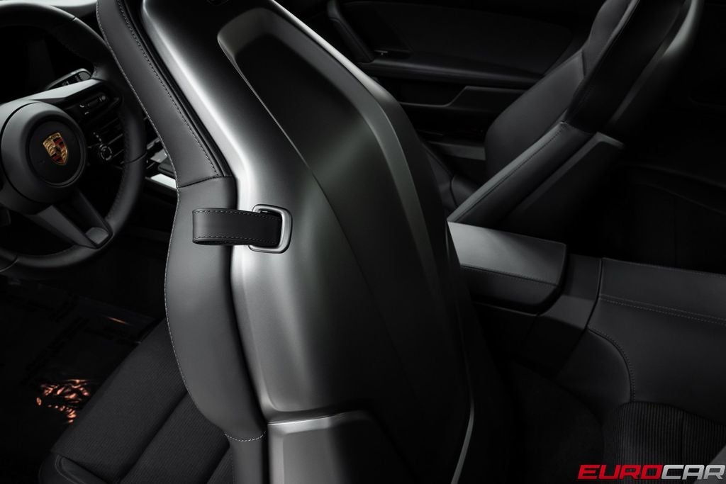 2025 Porsche 911 GT3 Touring *6-SPEED MANUAL * SPORT SEATS PLUS*