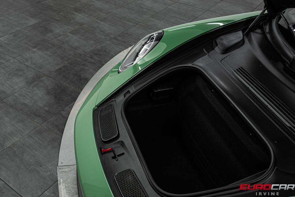 2026 Porsche 911 GT3 *WEISSACH PACKAGE * 6-SPEED MANUAL*