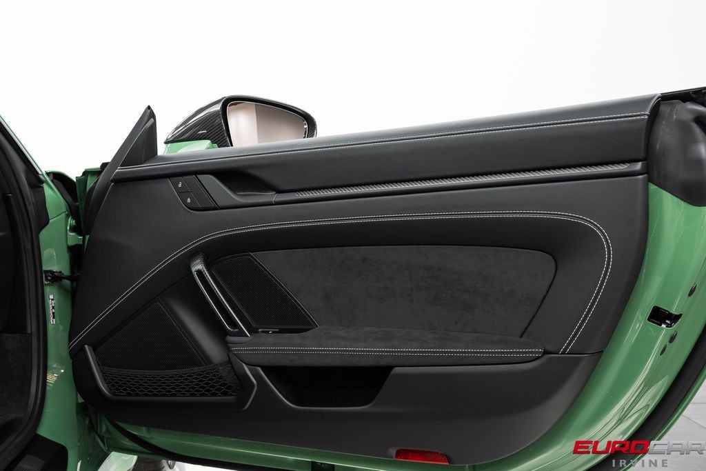 2026 Porsche 911 GT3 *WEISSACH PACKAGE * 6-SPEED MANUAL*