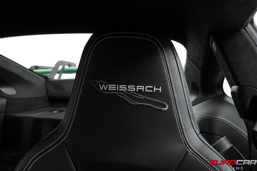 2026 Porsche 911 GT3 *WEISSACH PACKAGE * 6-SPEED MANUAL*