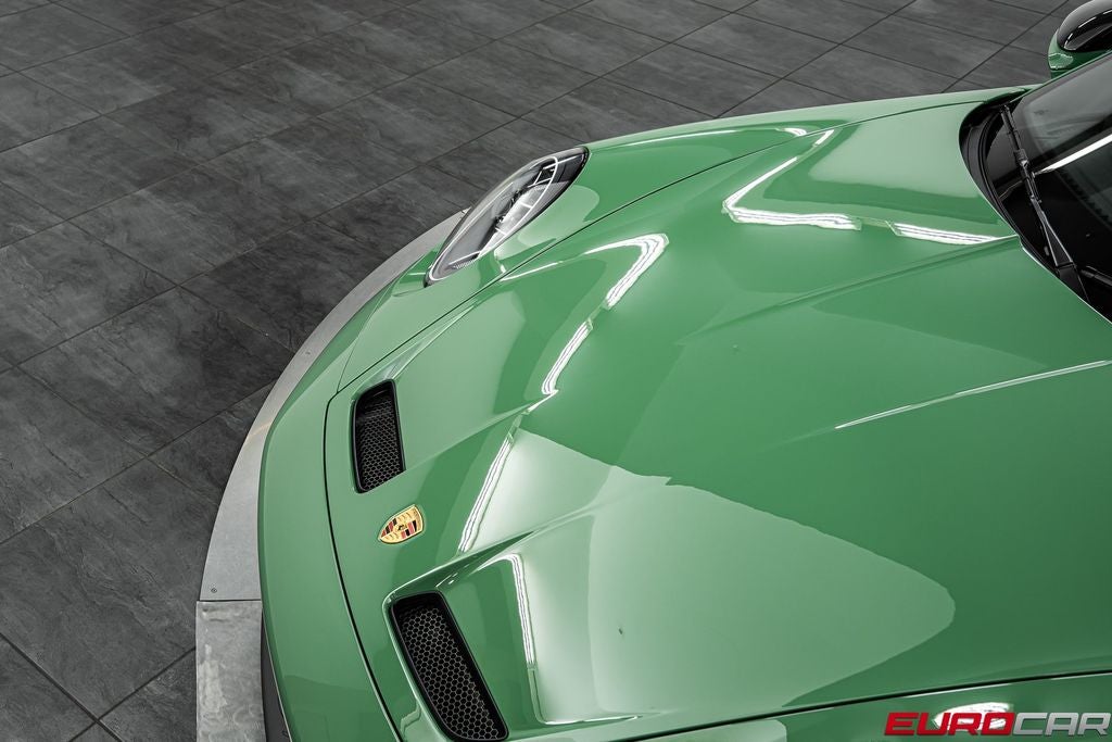 2026 Porsche 911 GT3 *WEISSACH PACKAGE * 6-SPEED MANUAL*