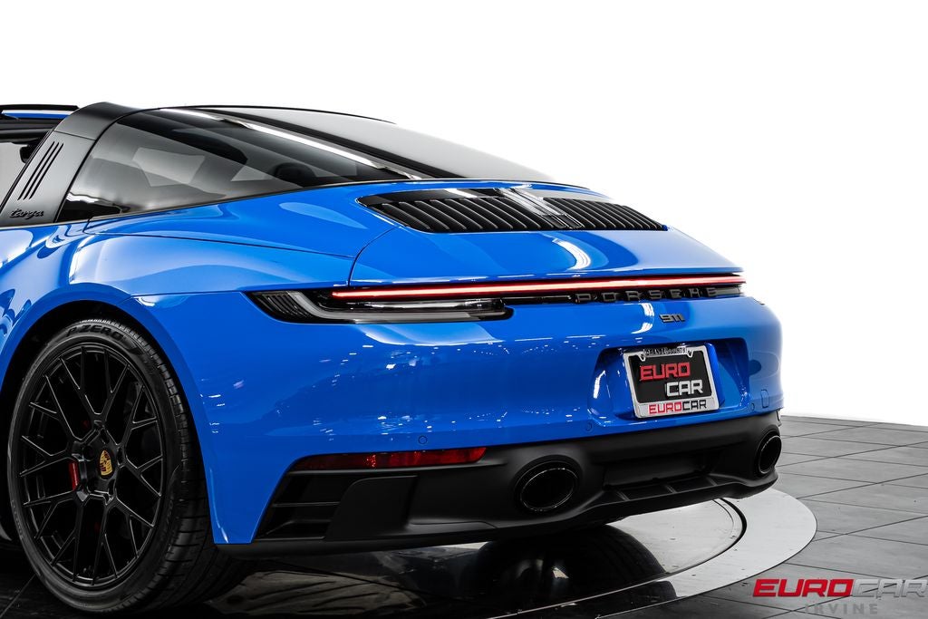 2023 Porsche 911 Targa 4 GTS *PREMIUM PACKAGE * FRONT LIFT*