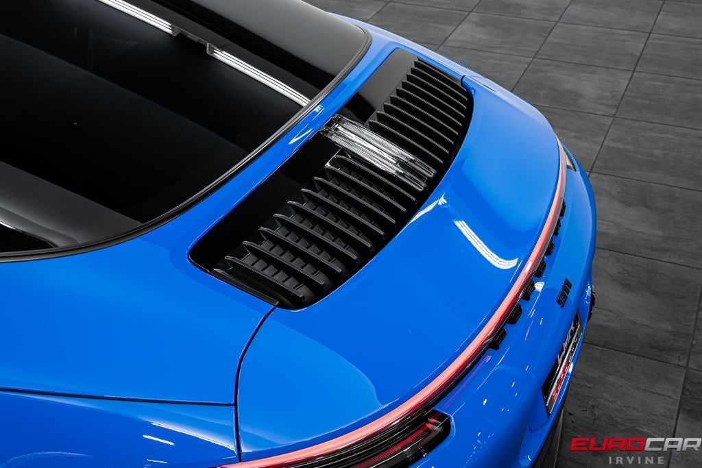 2023 Porsche 911 Targa 4 GTS *PREMIUM PACKAGE * FRONT LIFT*