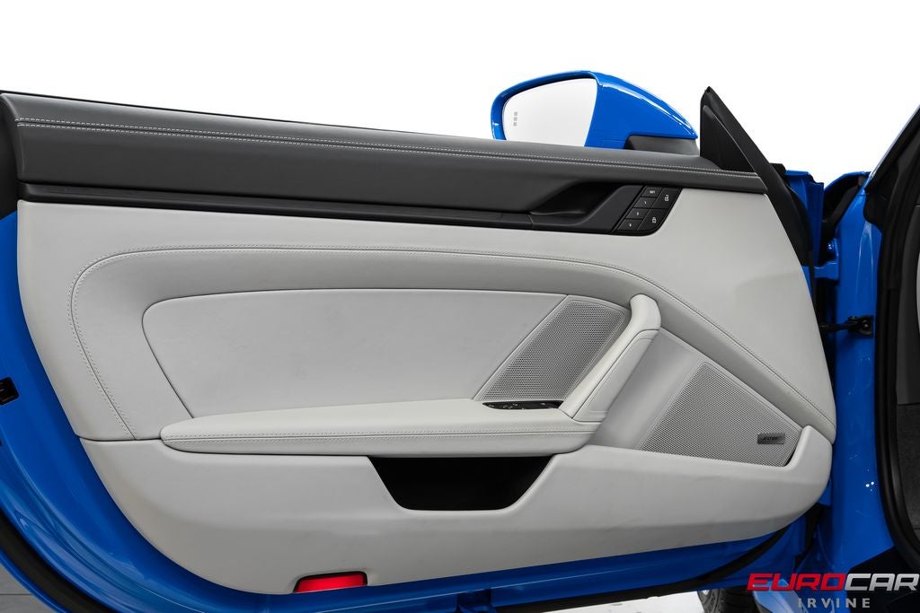 2023 Porsche 911 Targa 4 GTS *PREMIUM PACKAGE * FRONT LIFT*