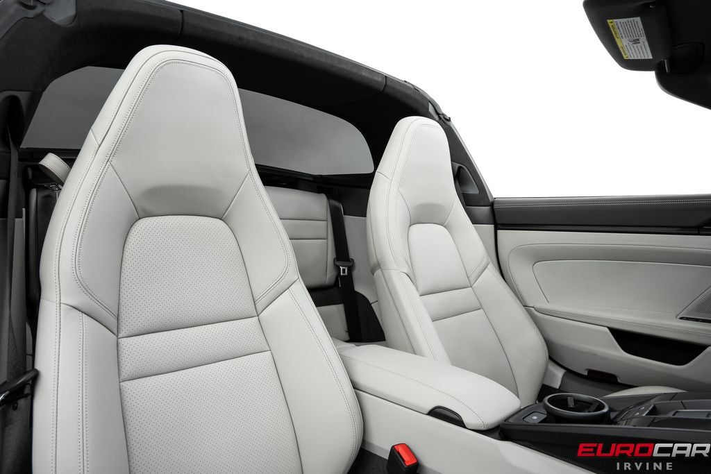 2023 Porsche 911 Targa 4 GTS *PREMIUM PACKAGE * FRONT LIFT*