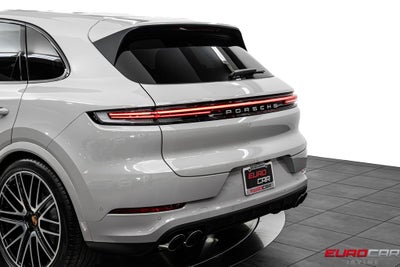 2025 Porsche Cayenne *PANORAMIC SUNROOF*