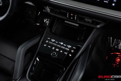 2025 Porsche Cayenne *PANORAMIC SUNROOF*