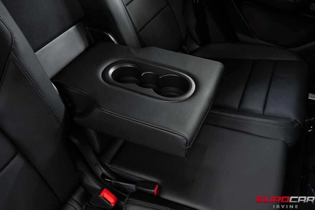 2025 Porsche Cayenne *PANORAMIC SUNROOF*