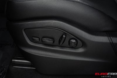 2025 Porsche Cayenne *PANORAMIC SUNROOF*