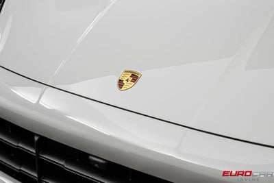 2025 Porsche Cayenne *PANORAMIC SUNROOF*