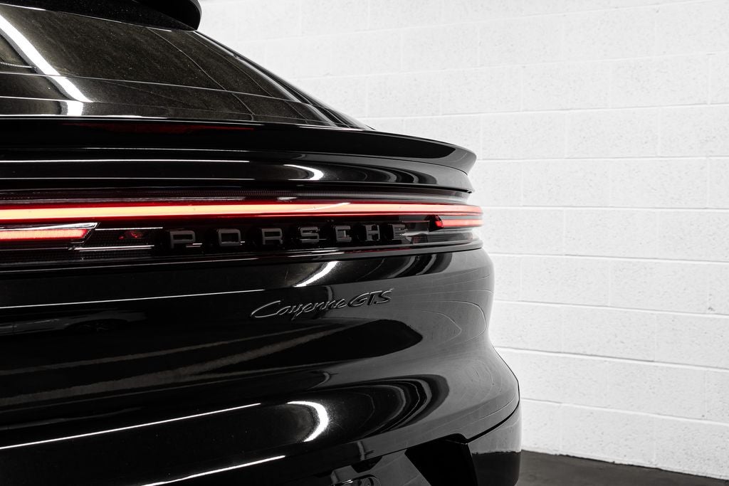 2025 Porsche Cayenne Coupe GTS