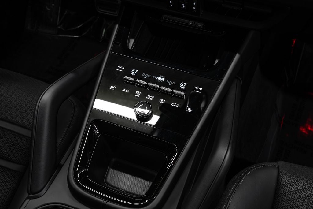 2025 Porsche Cayenne Coupe GTS