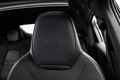 2025 Porsche Cayenne Coupe GTS