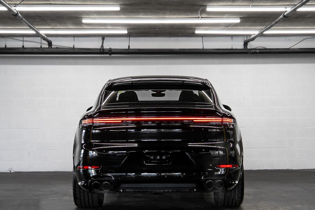 2025 Porsche Cayenne Coupe GTS