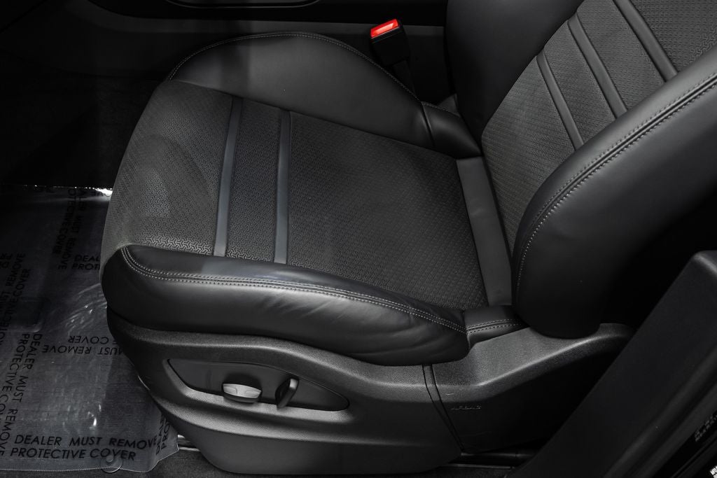 2025 Porsche Cayenne Coupe GTS