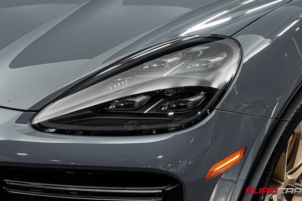 2022 Porsche Cayenne Coupe Turbo GT *HUGE CARBON OPTIONS * SPORT SEATS*